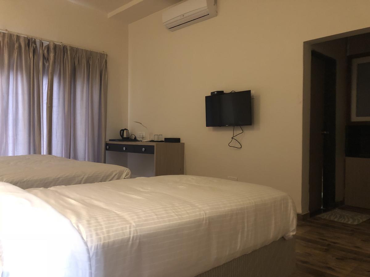 Hotel Sharanam Shegaon ภายนอก รูปภาพ